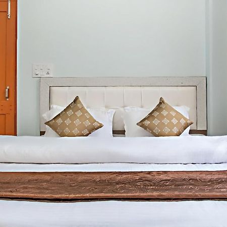 Mystic Kasauli I Pvt Balcony I Peacefull Area I Serviced Apt I By Exotic Stays Extérieur photo