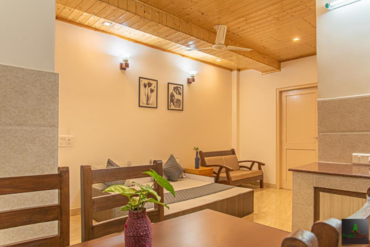 Mystic Kasauli I Pvt Balcony I Peacefull Area I Serviced Apt I By Exotic Stays Extérieur photo
